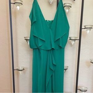 BCBGMAXAZRIA Women’s Stunning Chiffon Emerald Green dress Size 8